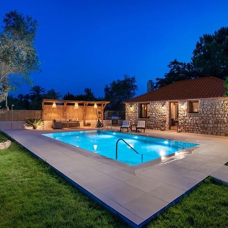הוילה פסטידה Filerolia Stone House מראה חיצוני תמונה