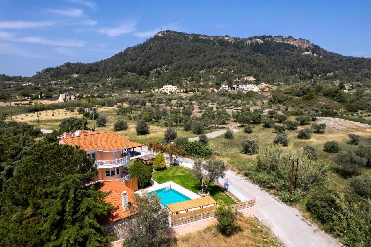 הוילה פסטידה Filerolia Stone House מראה חיצוני תמונה